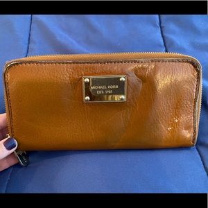 MICHAEL KORS WALLET